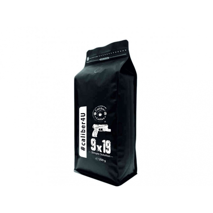 Dárkový balíček pražené zrnkové kávy Caliber Coffee® 9 mm, 250 g, nerezový hrnek s karabinou