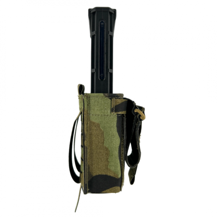 Mag Pouch AR15/M4 FAST SAFE, RED DOT ONE