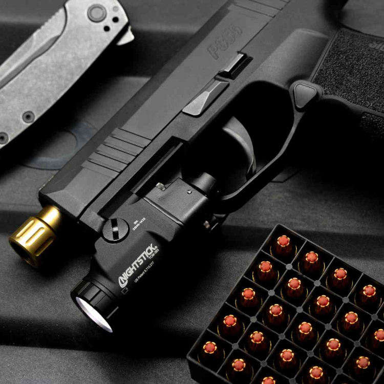 Svítilna pro pistole s úzkým railem TCM-5B, Nightstick, černá