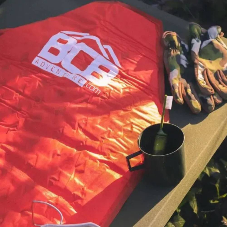 Samonafukovací karimatka, BCB