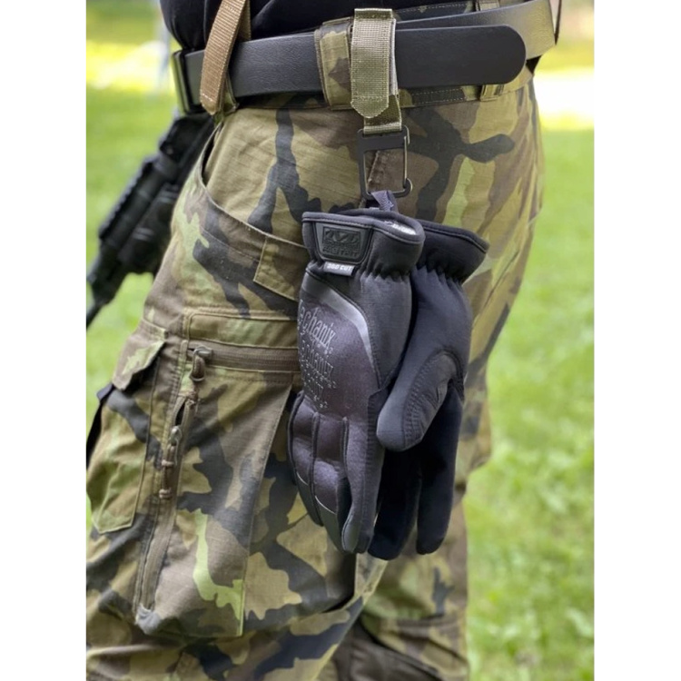 Belt Loop 2.0, Red Dot One
