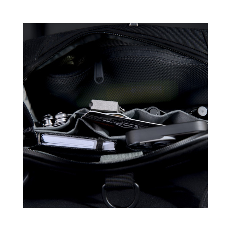 Consul Horizontal Sling Pouch, Pentagon