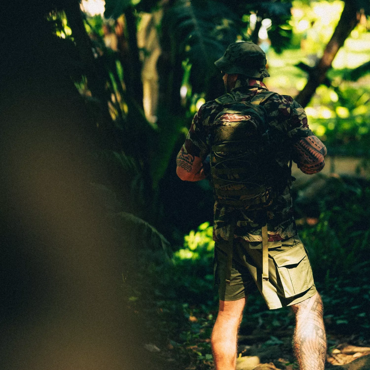 Cargo Shorts, Helikon
